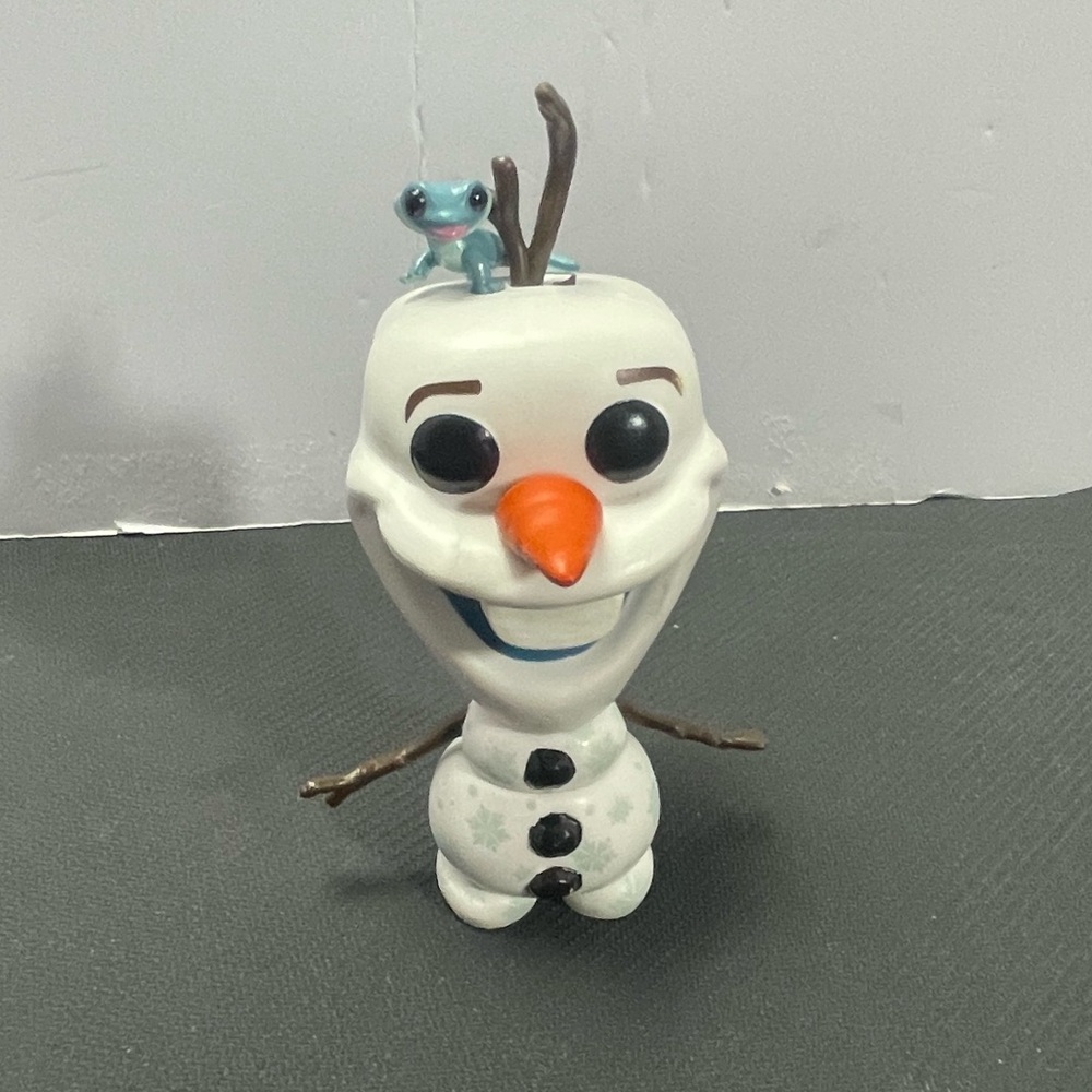 Olaf With Bruni - Funko Pop (733) **Frozen 2**